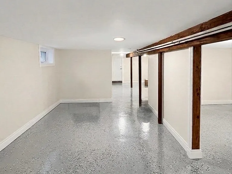 132 Bayview Ave #1 — Photo 13