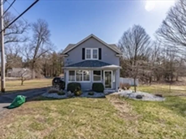 311 Elm St, East Longmeadow, MA 01028
