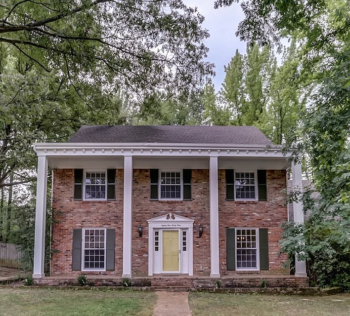 1st image of 8441 Dogwood Rd