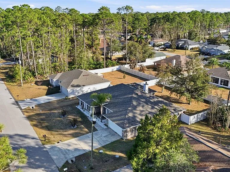6 Reybury Ln — Photo 49