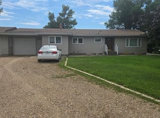 61 Moir Dr, Oxbow, SK S0C2B0