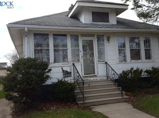 6820 20th Ave, Kenosha, WI 53143