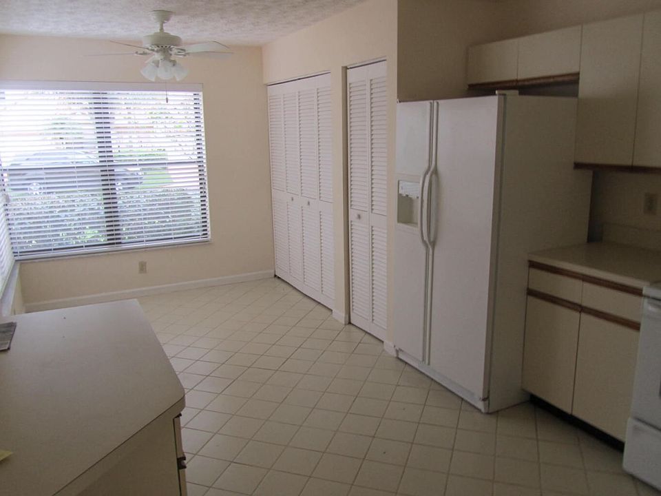 2nd image of 22699 Meridiana Dr