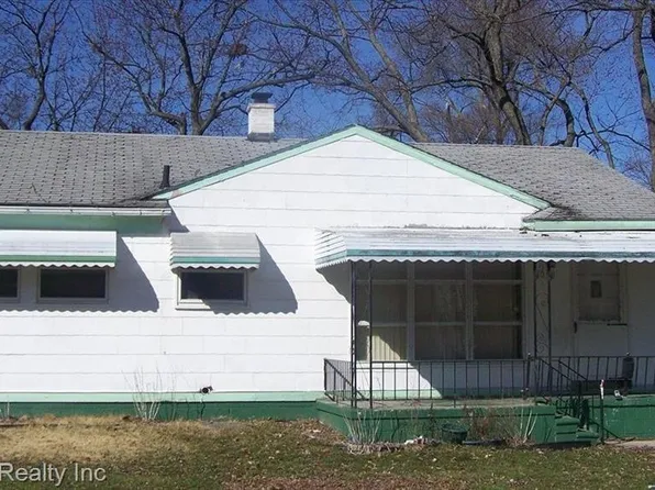 1058 Magnolia Dr, Inkster, MI 48141