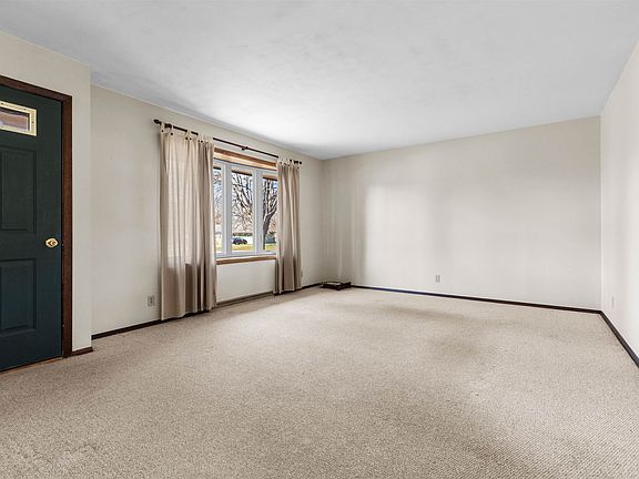 2nd image of 9781 Petunia Dr