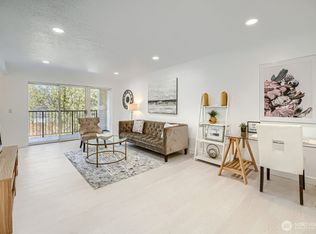 12631 NE 9th Place #C303, Bellevue, WA