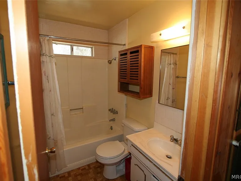 457 Cedar Ln — Photo 11