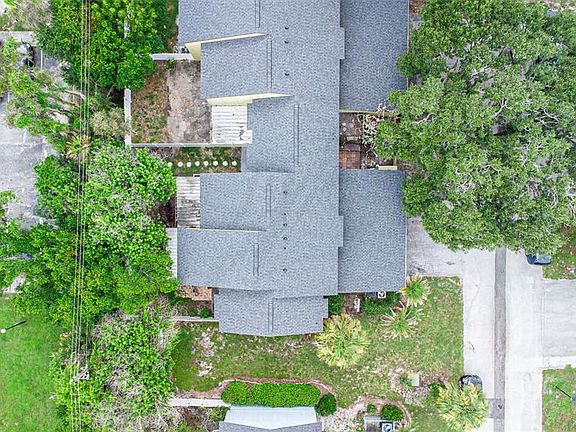 4th image of 7468 CANFORD COURT #24
