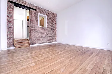 Rented by Urbane Brokerage
