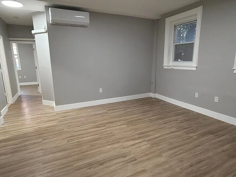 1151 Grant Ave #1 — Photo 7