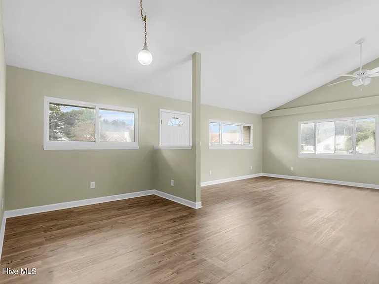 125 Pirates Rd #5 — Photo 10