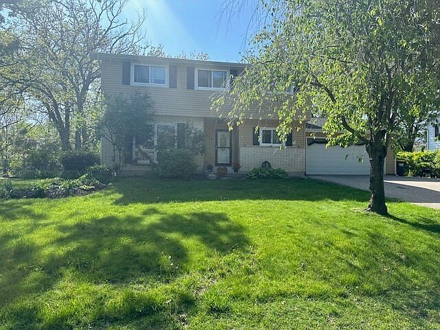 2nd image of 3115 Greenleaf Dr
