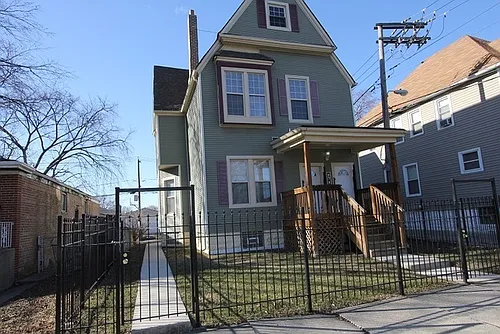 8716 S Emerald Ave #1 Photo 1
