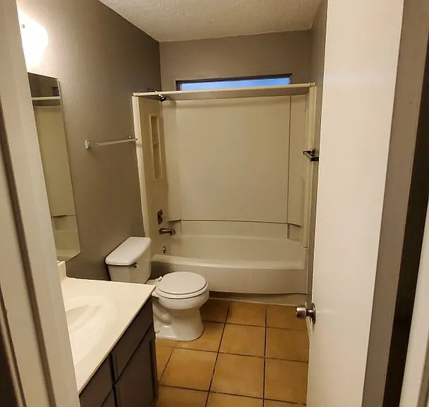 4704 Oakfield Way — Photo 18