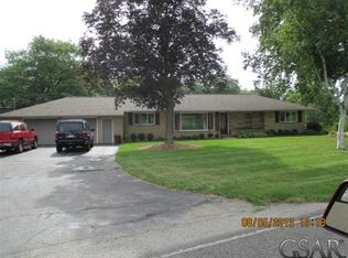 1690 N Chipman Rd, Owosso, MI 48867