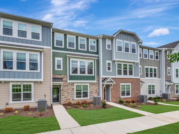 2921 Richardson Rd, Apex, NC 27502