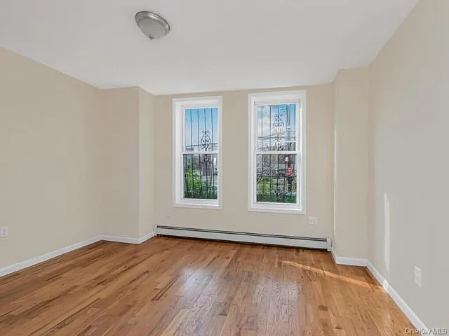 1378 Bristow St #2 — Photo 3