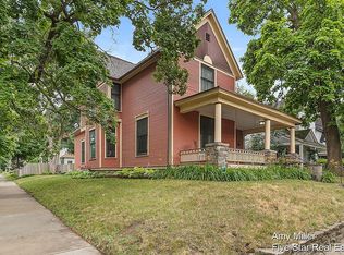 300 Hollister Ave SE, Grand Rapids, MI 49506