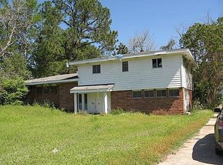 104 E Hinton Ave, Lumberton, MS 39455