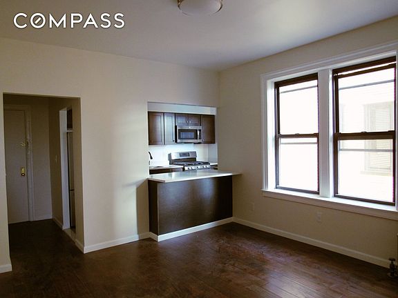 2nd image of 3252 33rd St APT E7