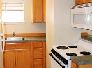 1002 NE B St, Pullman, WA 99163