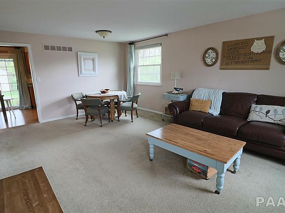 4th image of 1401 W Daytona Dr