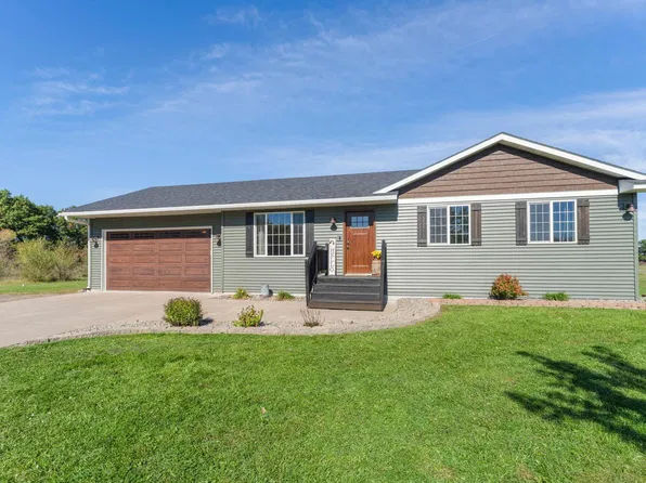 9569 291st Ave NE, North Branch, MN 55056