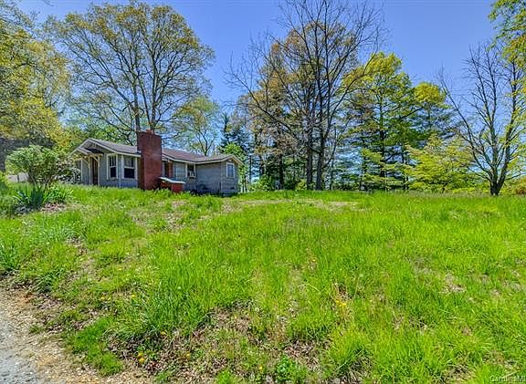 4th image of 54 Maxwell Dr