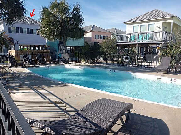 2nd image of 713 Lemoyne Dr #20