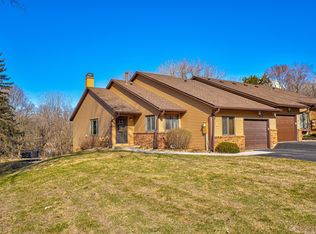 709 Dorland Rd S, Maplewood, MN 55119