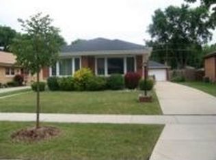 9114 27th St, Brookfield, IL 60513