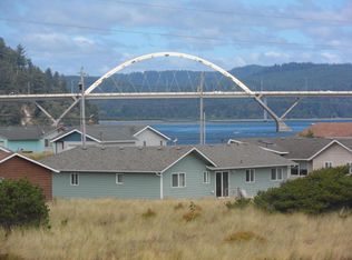 2005 NW Seaview Dr, Waldport, OR 97394