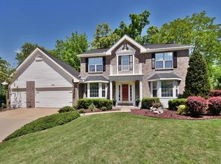 567 Beacon Point Ln, Grover, MO 63040