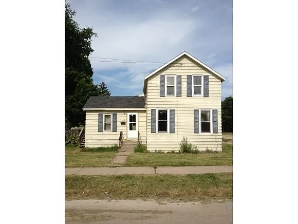 1429 Fox St photo 1