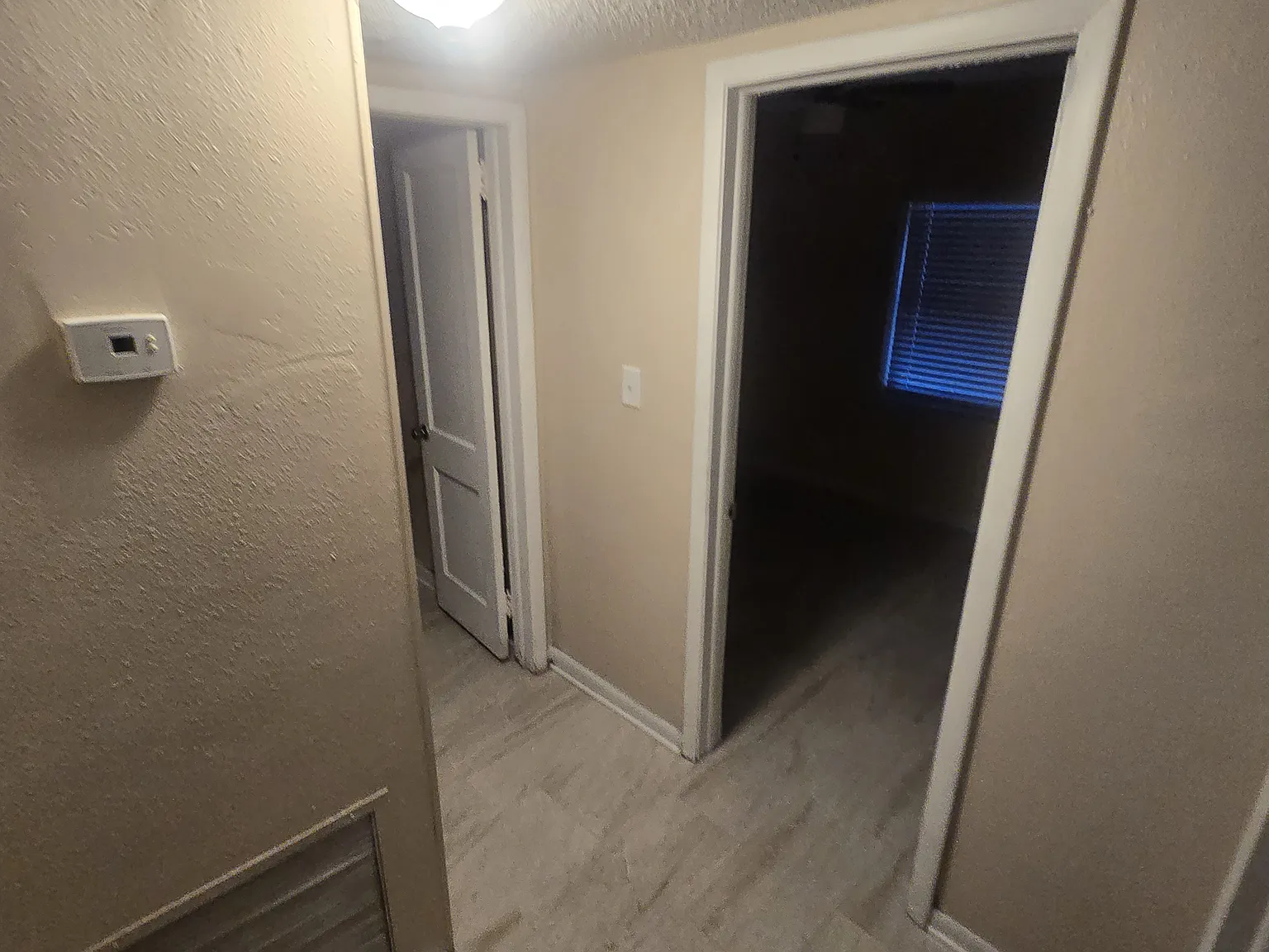 3 bed, 950 sqft, $1,700 — Photo 3