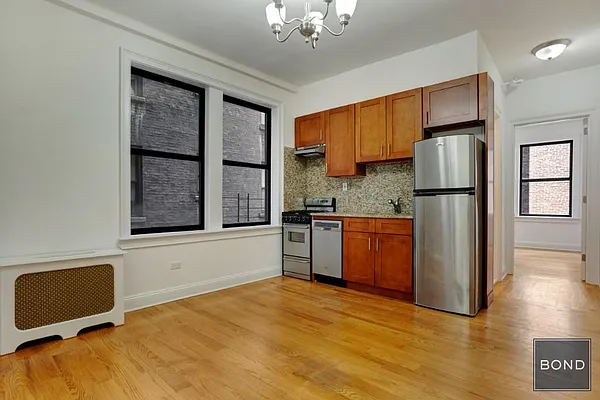 Rented by Bond New York | media 24