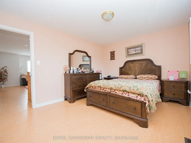 78 Peachwood Cres #13 — Photo 29
