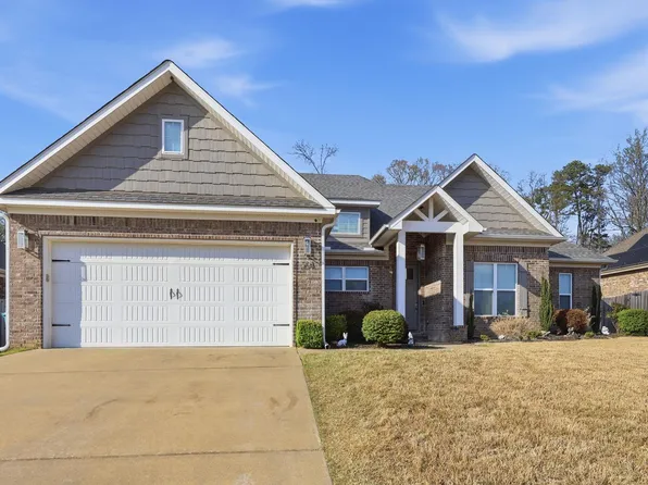 908 Dawsons Pointe Ave, Bryant, AR 72022