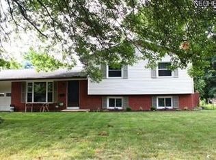 441 Beryl Dr, Kent, OH 44240