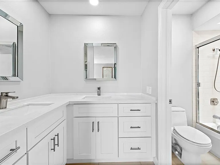 2140 Orinda Dr #B — Photo 11