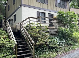 309 Paton St #B, Charlottesville, VA 22903