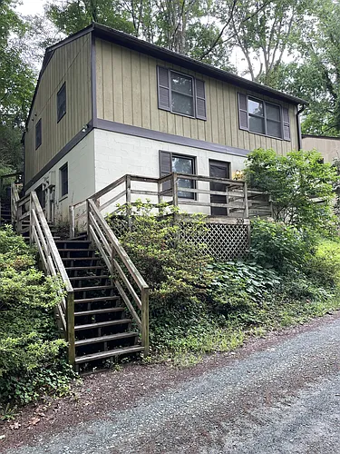 309 Paton St #B Photo 1