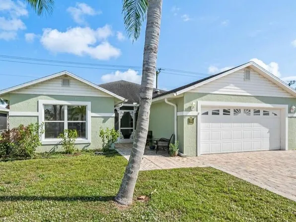 6612 Alemendra Street, Fort Pierce, FL 34951