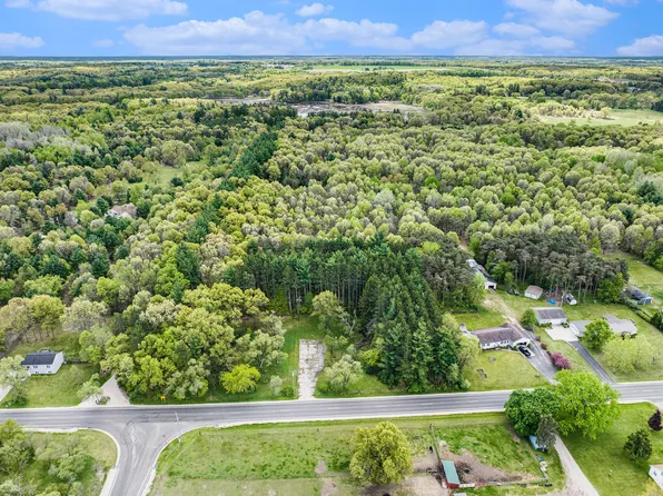 11603 W Wise Rd, Greenville, MI 48838