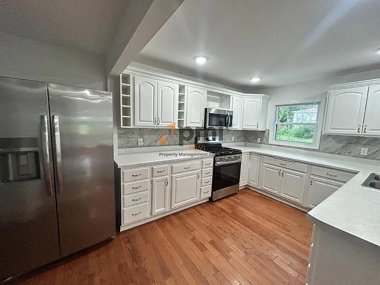 8039 W 127th Ln — Photo 3