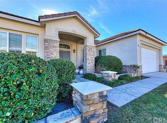 4th image of 6912 N Huntington Dr