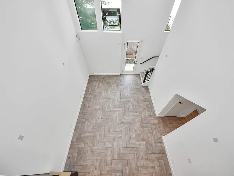 1703 Cedrocanna Ln — Photo 34