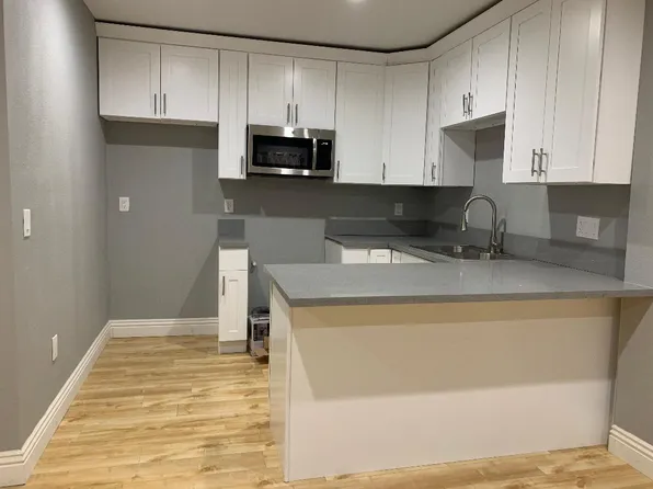 23736 Via Avant, Santa Clarita, CA 91355