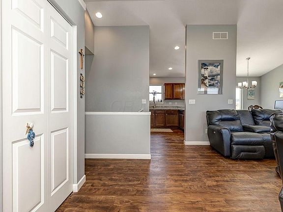 5th image of 2022 Sheryl Lynn Dr
