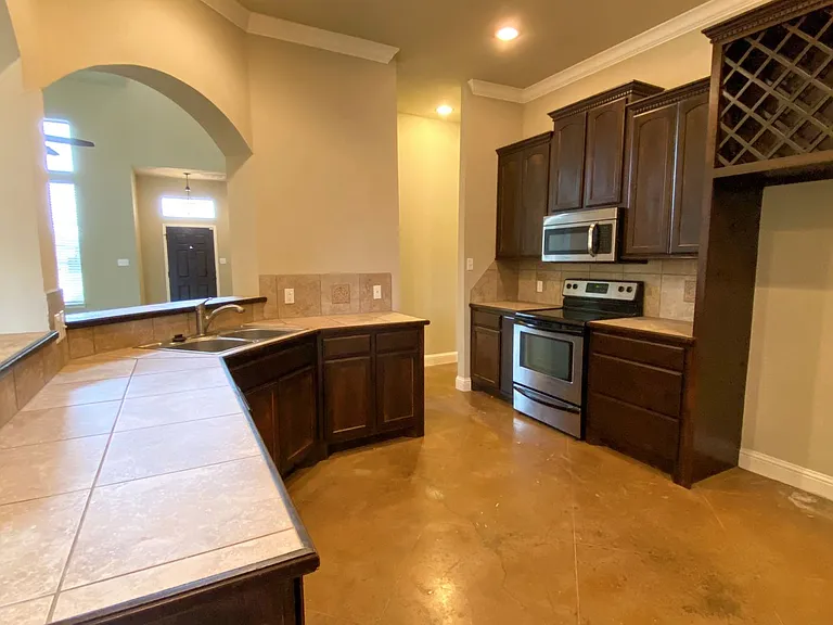3132 Stallion Dr — Photo 8